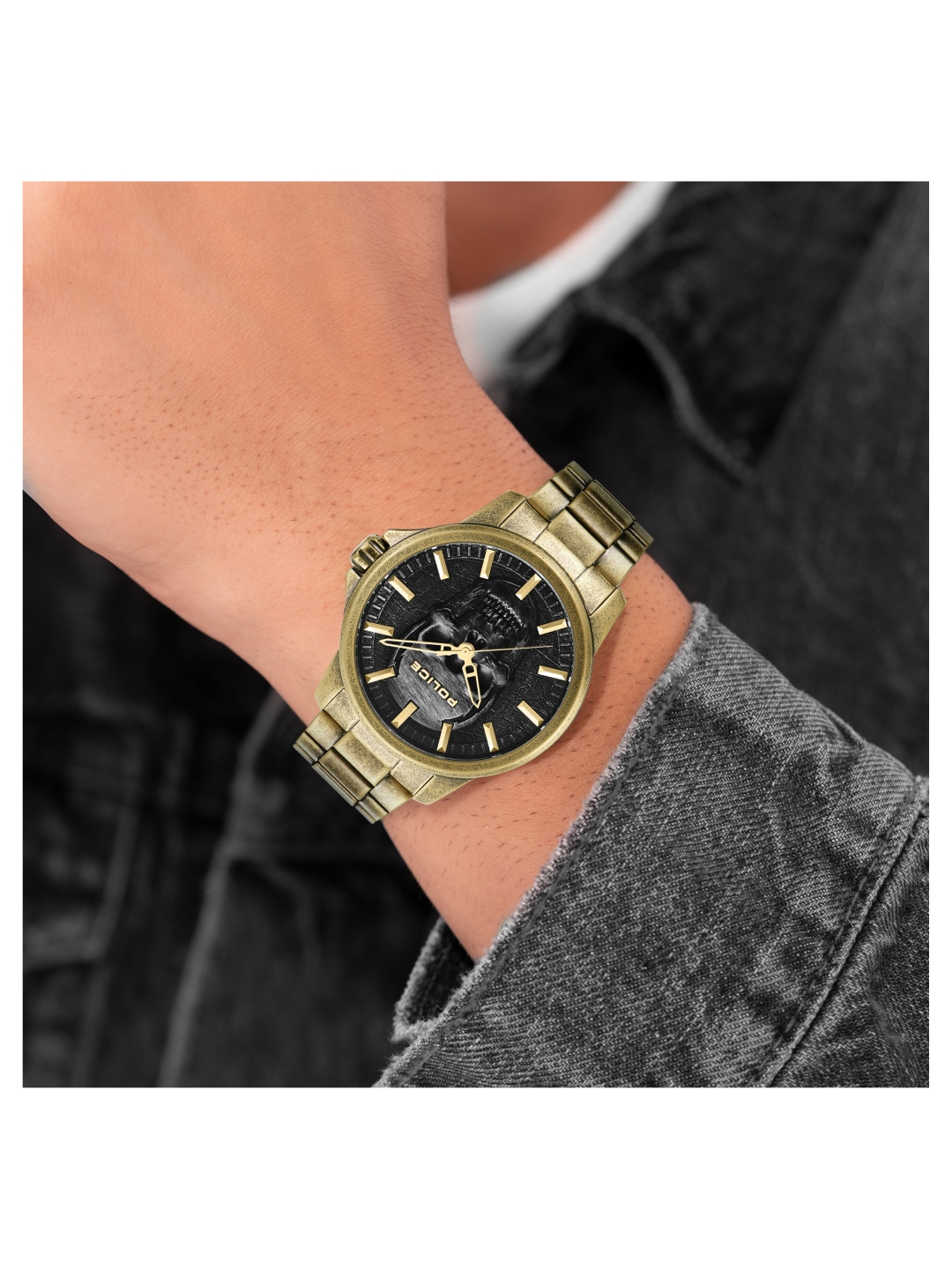 Gold Caravelle New York Uhr Schwarz Caravelle Bulova New York Gold